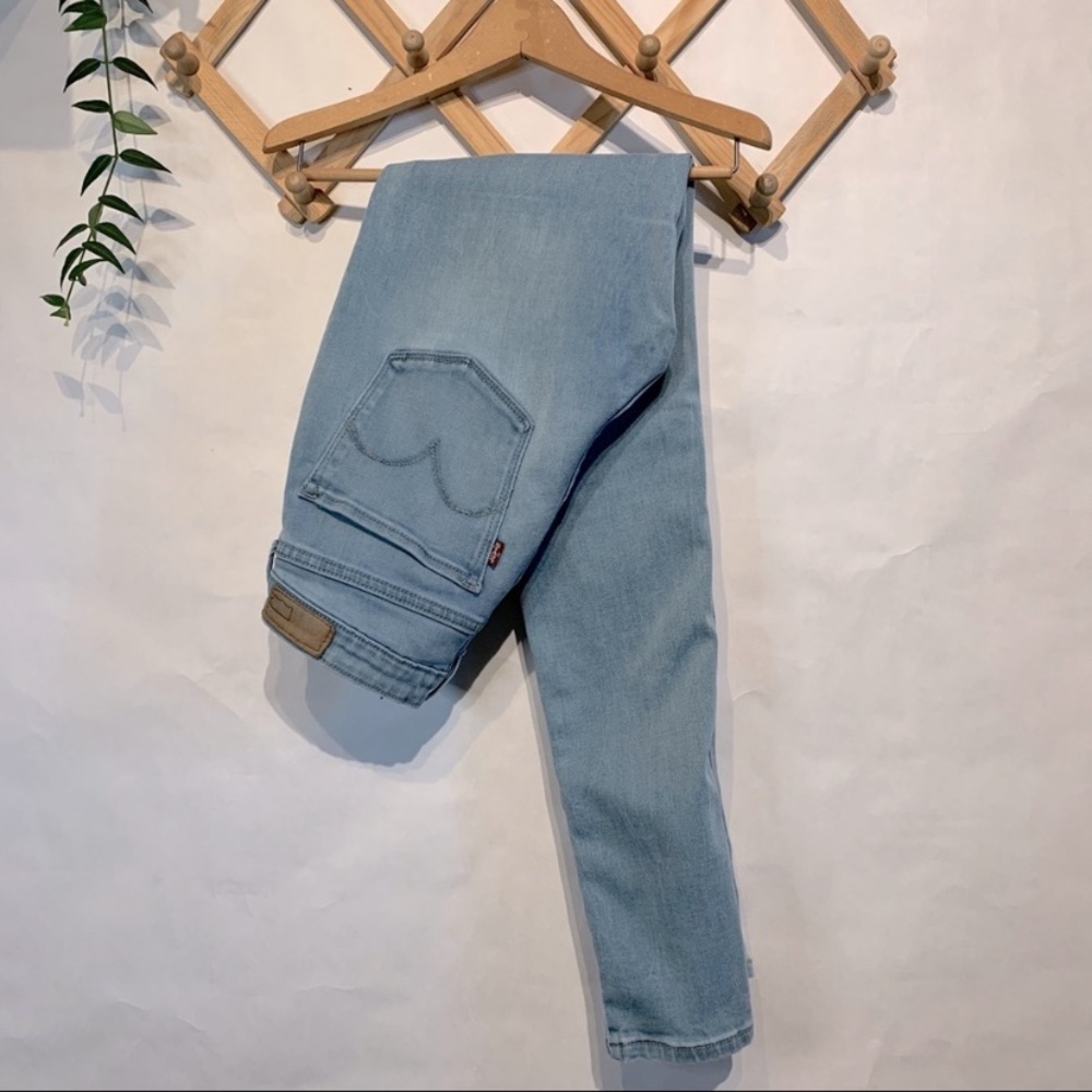 Levi’s legging jeans